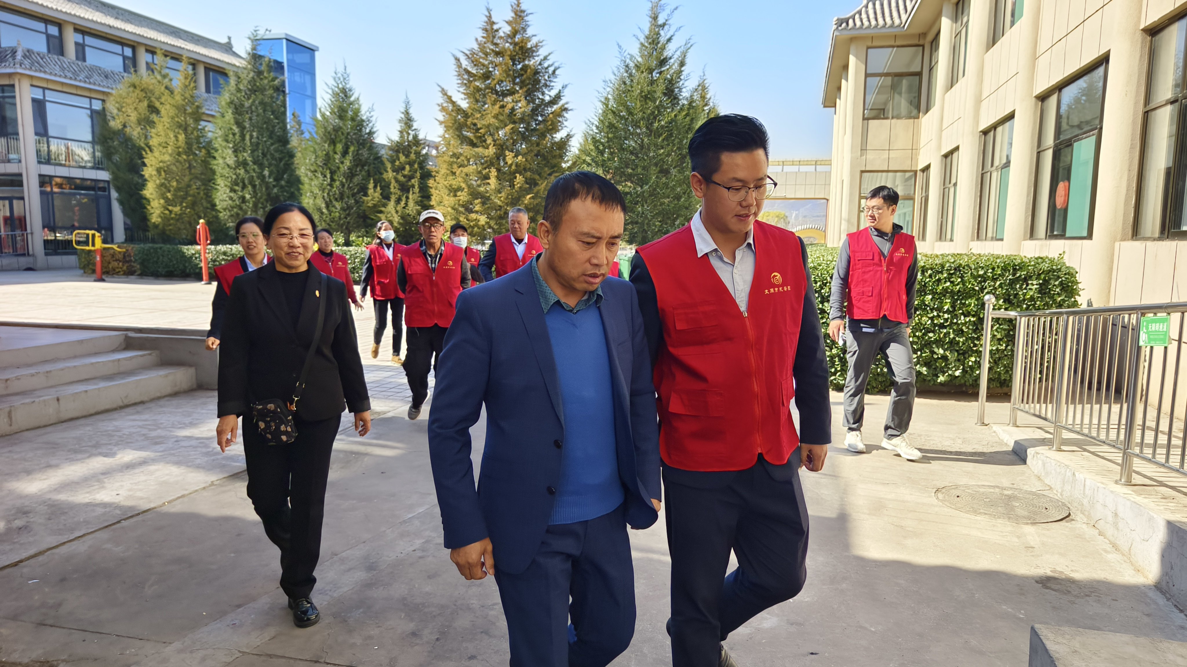 佳节又重阳，，，，，美高梅集团4688am送温暖