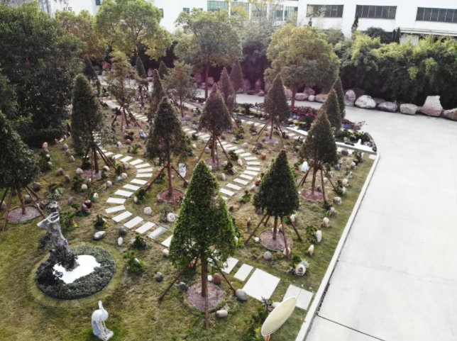 <b>美高梅集团4688am起劲探索绿色生态殡葬, 林地葬受关注</b>